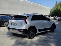 2022 Kia Niro Prestige — фото 3
