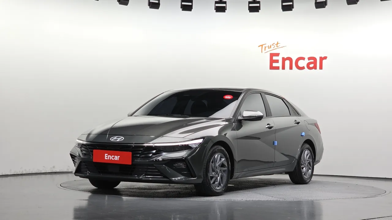 2024 Hyundai AVANTE Modern