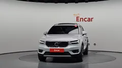 2022 Volvo XC40 B4 Inscription — фото 3