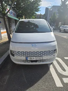 2024 Hyundai Staria Tourer 9-Seater — фото 1
