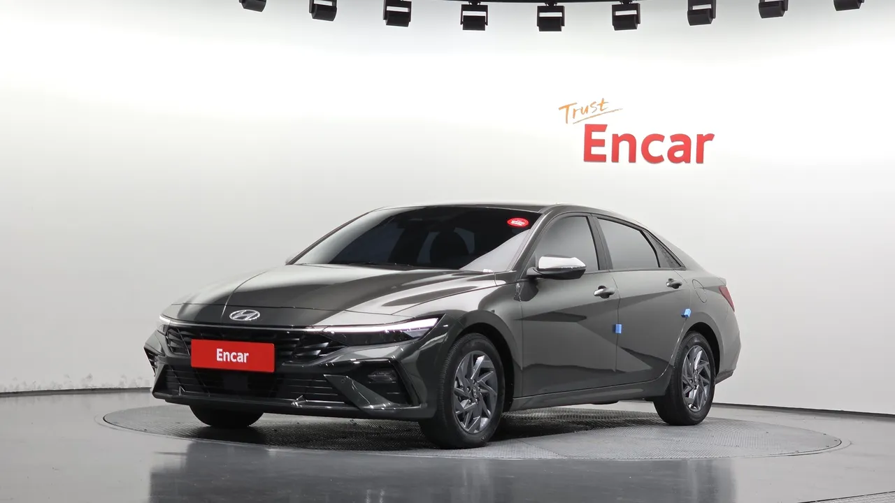 2024 Hyundai AVANTE Modern
