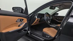 2023 BMW 3-Series 320i — фото 10