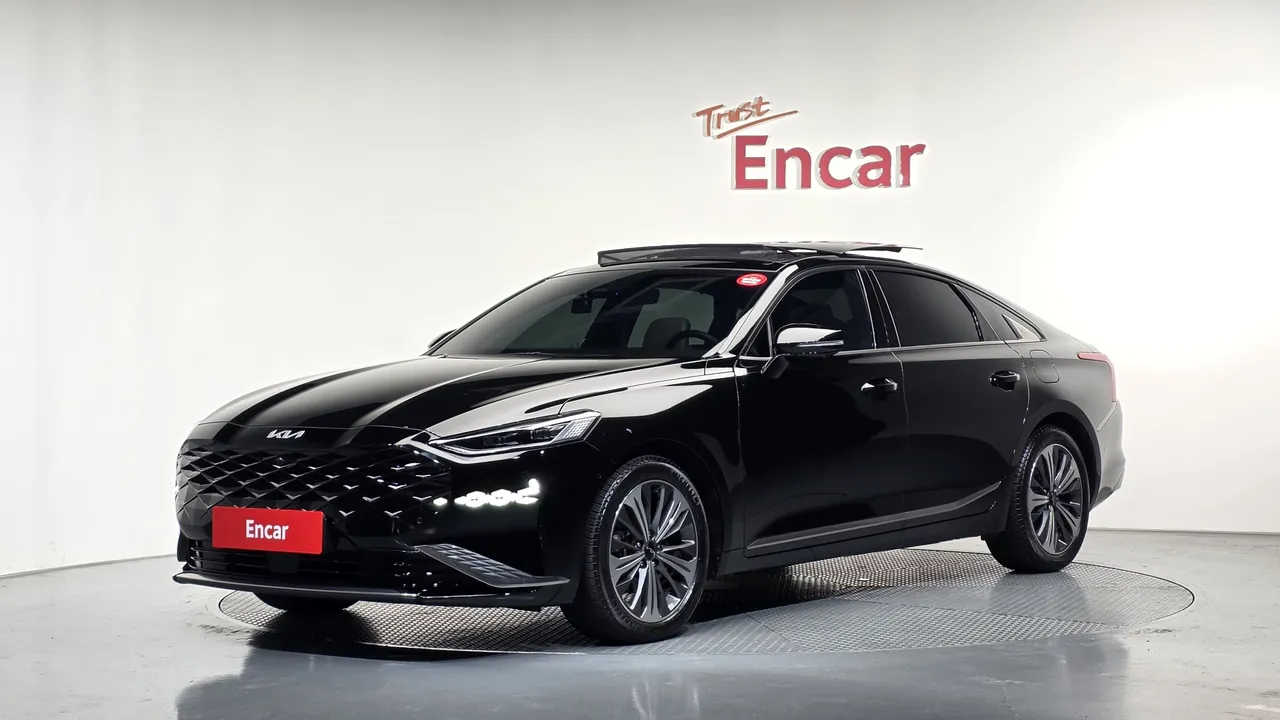 2023 Kia K8 Signature