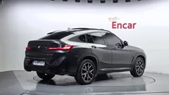 2022 BMW X4 xDrive20i M Sports Pro — фото 2