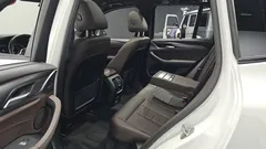 2022 BMW X3 xDrive 20i M Sport — фото 11