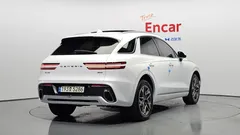 2023 Genesis GV70 2.5T Gasoline AWD — фото 2