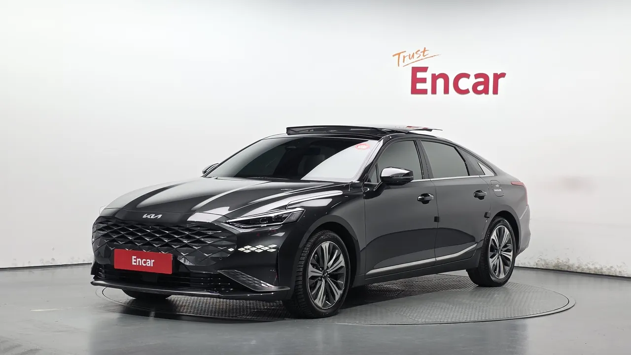 2023 Kia K8 Signature