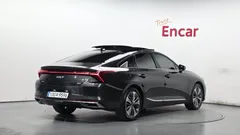 2023 Kia K8 Signature — фото 2