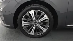 2023 Kia K8 Signature — фото 5