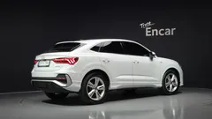 2022 Audi Q3 35 TDI Premium Sportback — фото 2