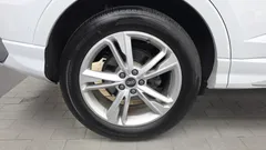2022 Audi Q3 35 TDI Premium Sportback — фото 5