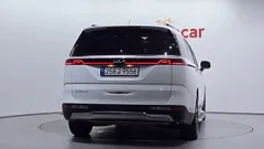 2023 Kia Carnival Gasoline 7-Seater Signature — фото 4