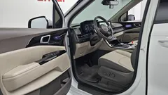 2023 Kia Carnival Gasoline 7-Seater Signature — фото 10