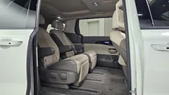2023 Kia Carnival Gasoline 7-Seater Signature — фото 11