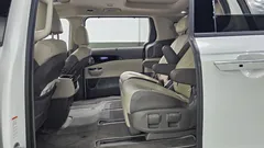 2023 Kia Carnival Gasoline 7-Seater Signature — фото 12