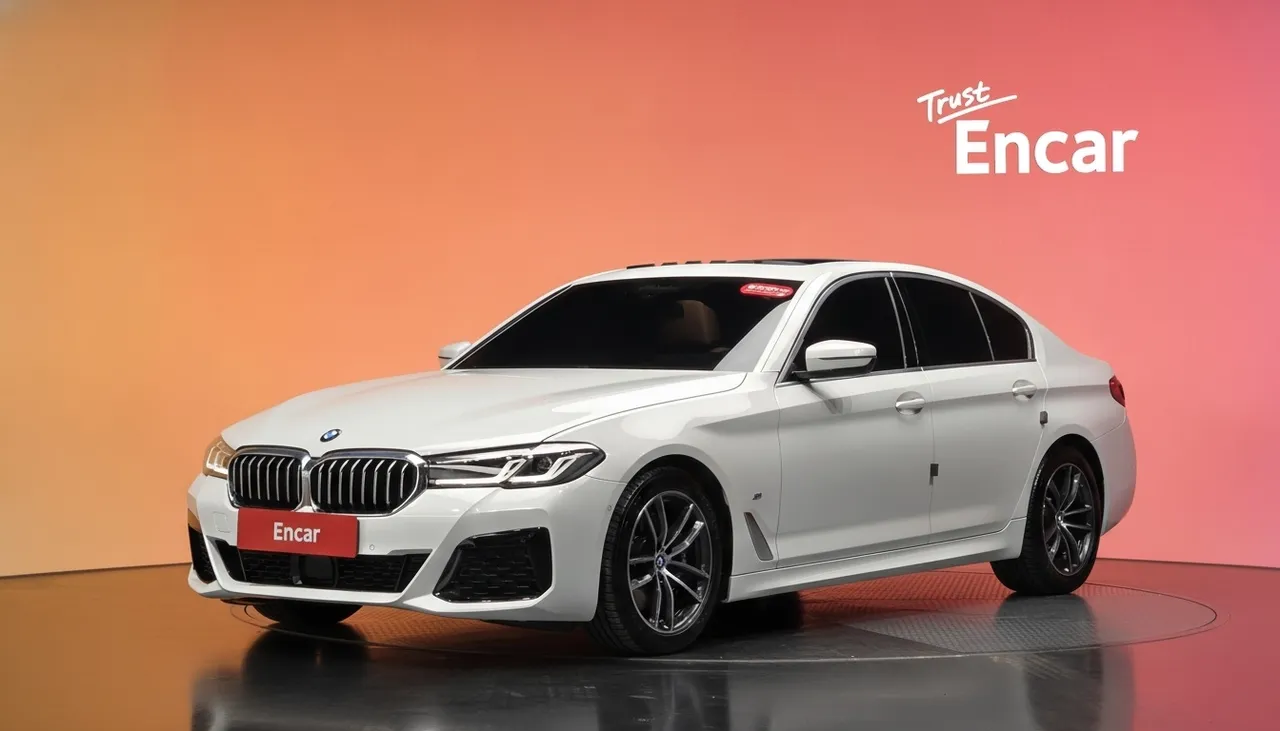 2023 BMW 5-Series 520i M Sport
