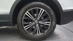 2022 Volkswagen Tiguan 2.0 TDI Premium — фото 5