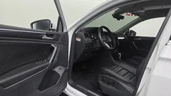 2022 Volkswagen Tiguan 2.0 TDI Premium — фото 10