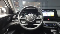 2023 Hyundai Avante Smart — фото 13