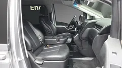 2022 Hyundai Staria Tourer 11-Seater — фото 11