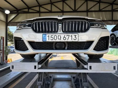 2023 BMW 5-Series 530i M Sport Package