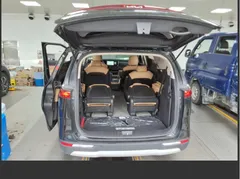 2023 Kia Carnival Diesel 9-Seater Prestige — фото 17