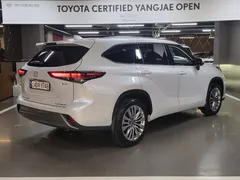 2025 Toyota Highlander 2.5 4WD Platimum — фото 4