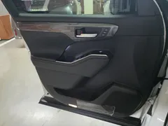 2025 Toyota Highlander 2.5 4WD Platimum — фото 10