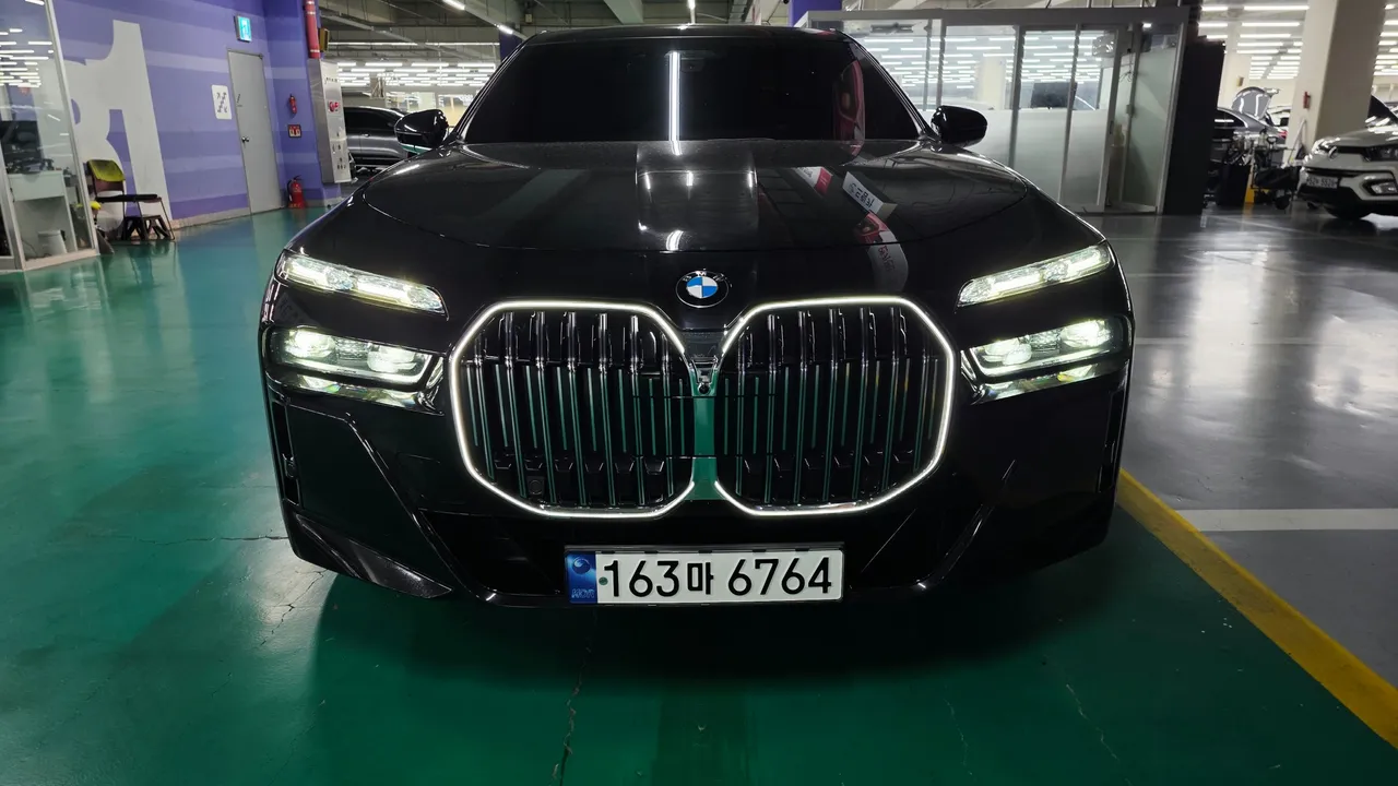 2023 BMW 7-Series 740i sDrive M Sport