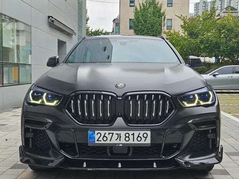 2022 BMW X6 xDrive40i M Sport