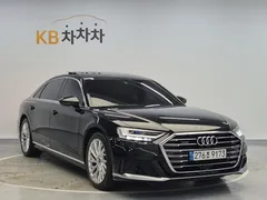 2021 Audi A8 55 TFSI Quattro Premium LWB — фото 4