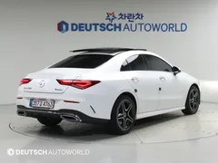 2022 Mercedes-Benz CLA-Class CLA250 4MATIC — фото 2