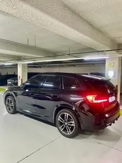 2023 BMW X1 sDrive 20i M Sport — фото 2