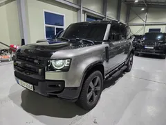 2023 Land Rover Defender 110 P400 X — фото 1