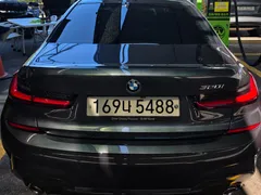2022 BMW 3-Series 320i M Sport — фото 2