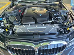 2022 BMW 3-Series 320i M Sport — фото 6