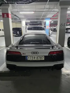 2021 Audi R8 5.2 V10 Performance Coupe, белый — фото 2
