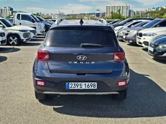 2023 Hyundai Venue 1,6 Premium — фото 4