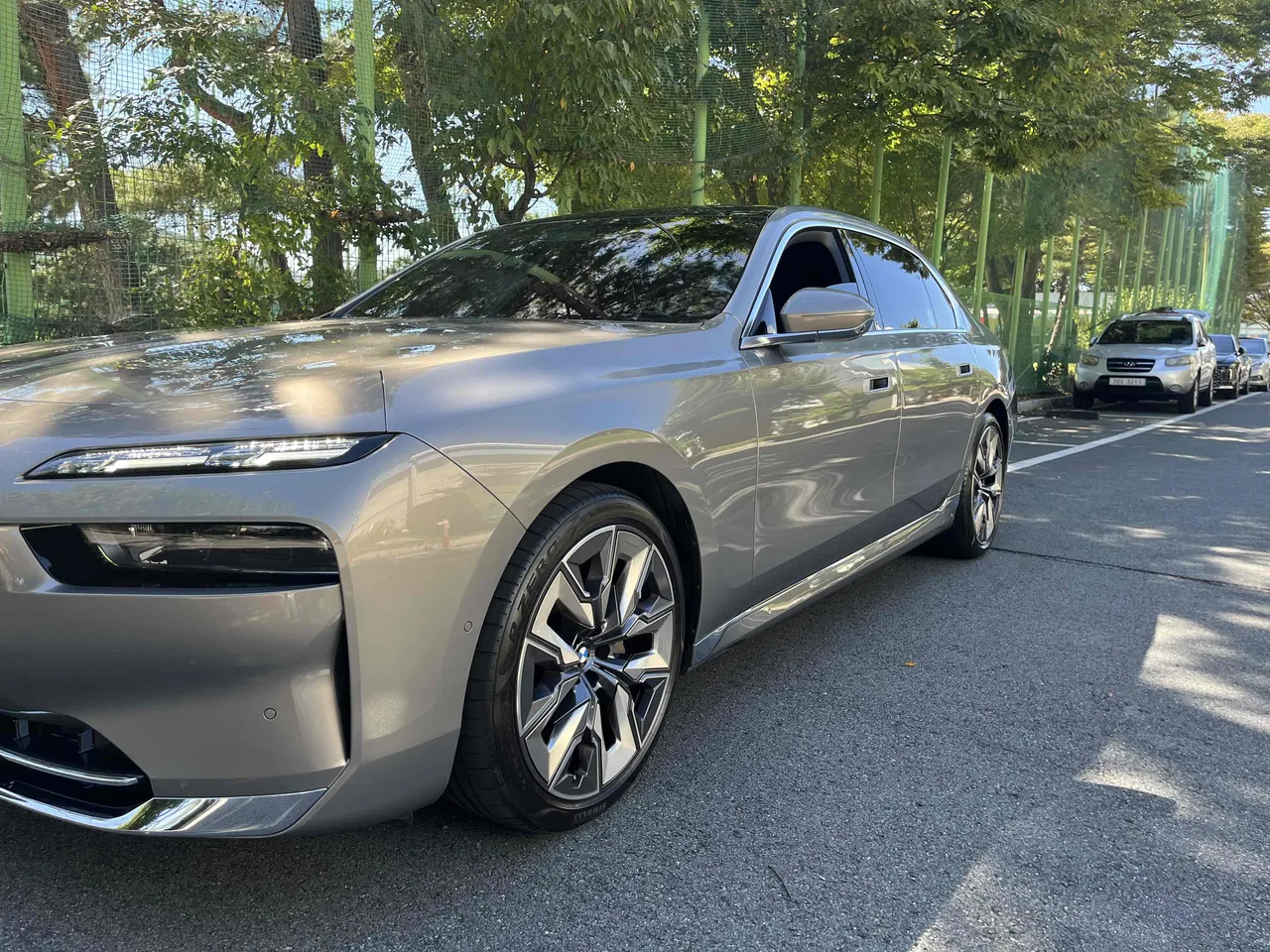 2023 BMW 7-Series 740i sDrive Design Pure Excellence Individual