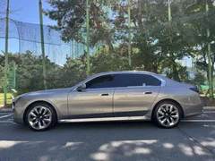 2023 BMW 7-Series 740i sDrive Design Pure Excellence Individual — фото 17