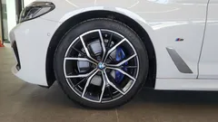 2022 BMW 5-Series 530i M Sport Package — фото 5
