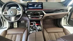 2022 BMW 5-Series 530i M Sport Package — фото 14