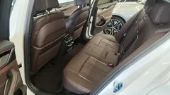 2022 BMW 5-Series 530i M Sport Package — фото 15