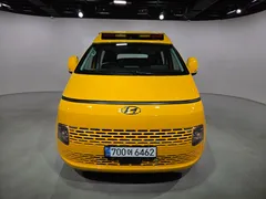 2023 Hyundai Staria L3.5 Kinder Safety Car — фото 2