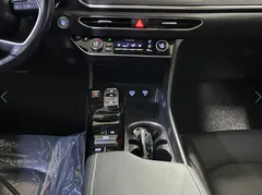 2022 Hyundai Sonata 2.0 — фото 9
