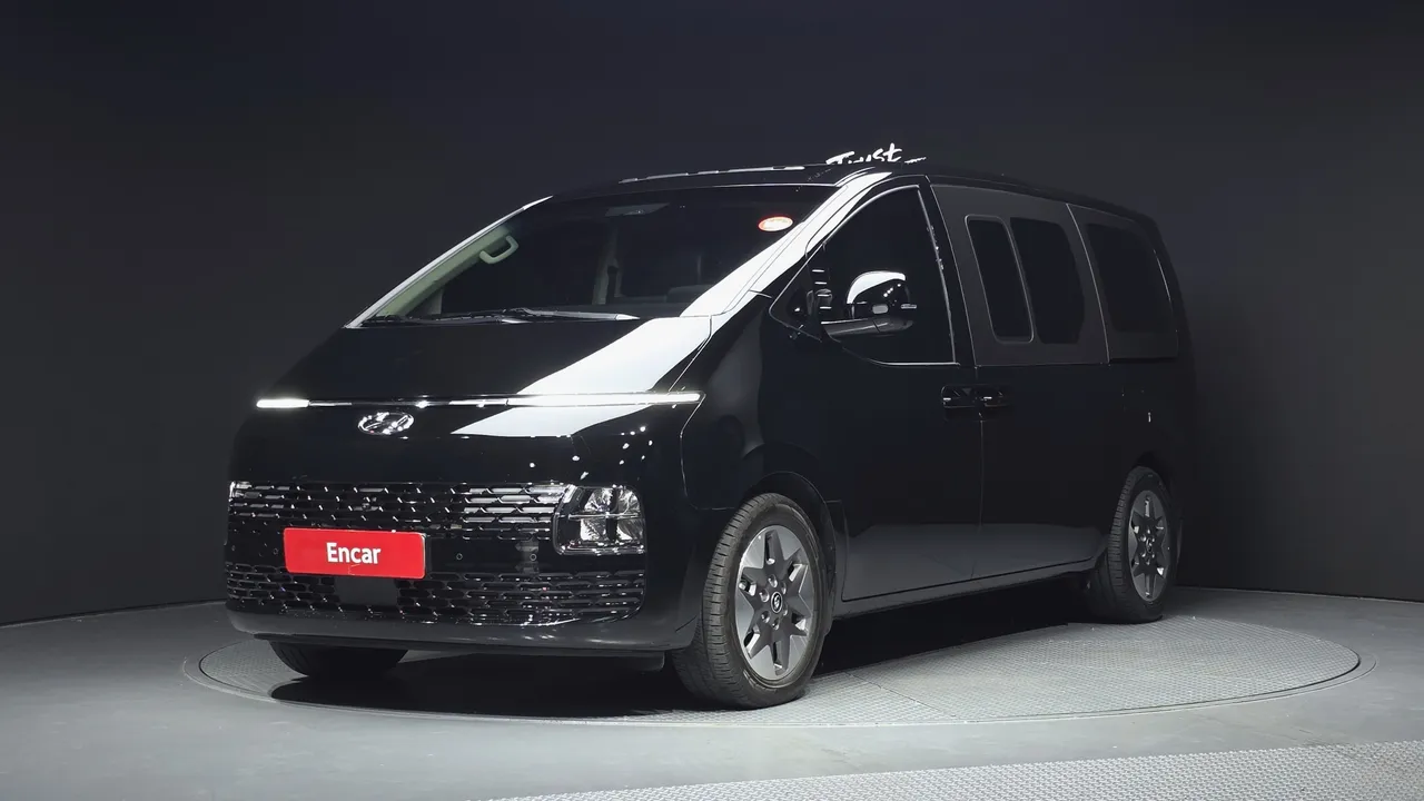 2022 Hyundai Staria L3.5 Tourer 11-Seater