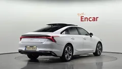 2023 Kia K8 Signature — фото 2