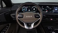 2023 Kia K8 Signature — фото 13