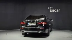 2022 Mercedes-Benz E-Class E350 4MATIC AMG Line — фото 4