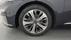 2023 Kia K8 Signature — фото 5